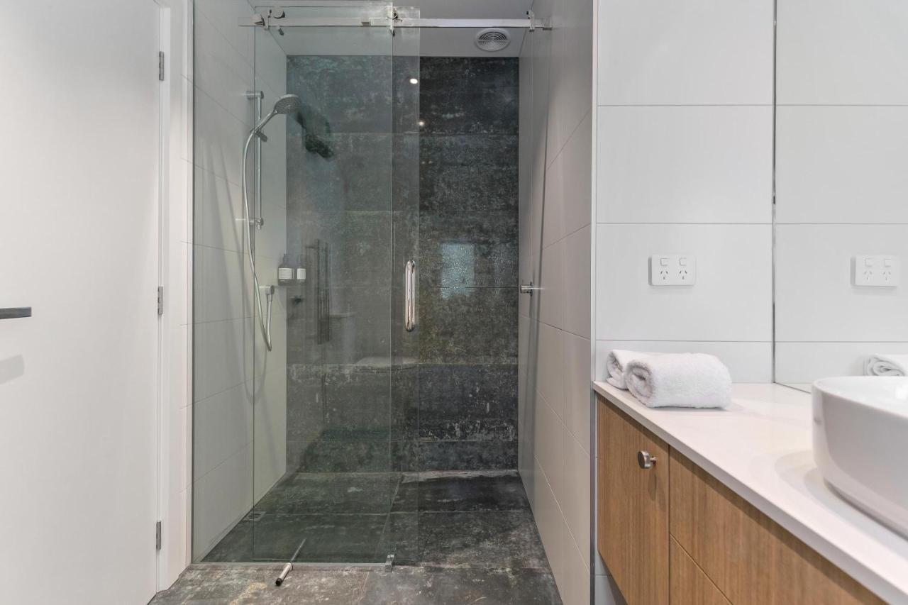 Ahurei Apartments Уанака Екстериор снимка